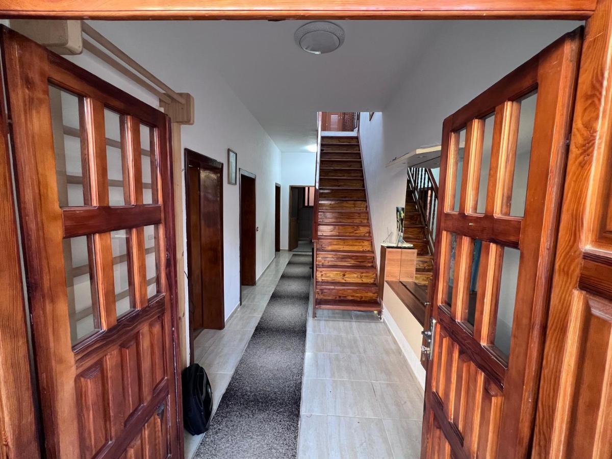 David Guesthouse Shkoder Ngoại thất bức ảnh