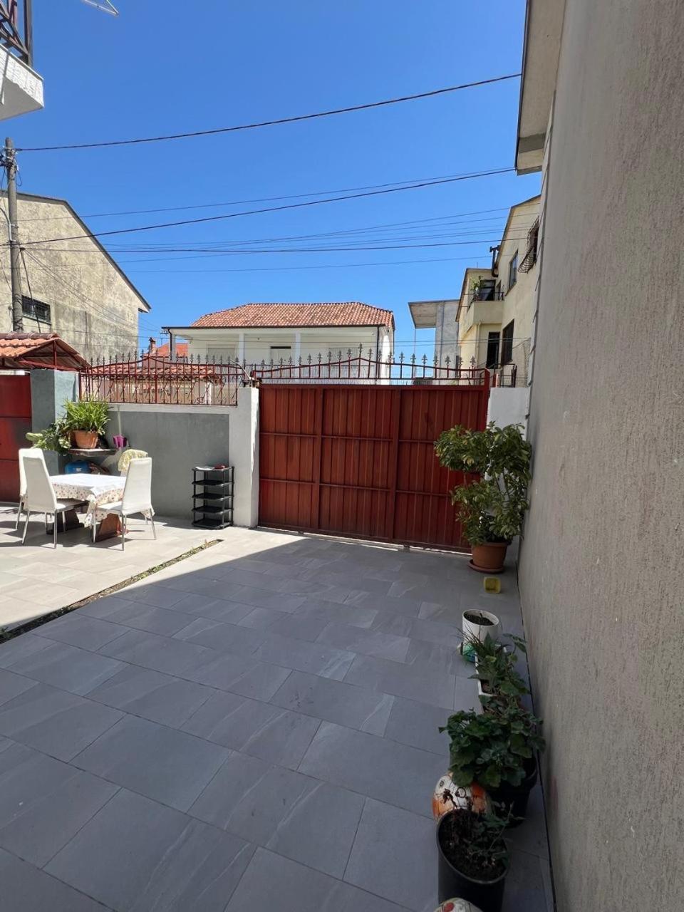 David Guesthouse Shkoder Ngoại thất bức ảnh